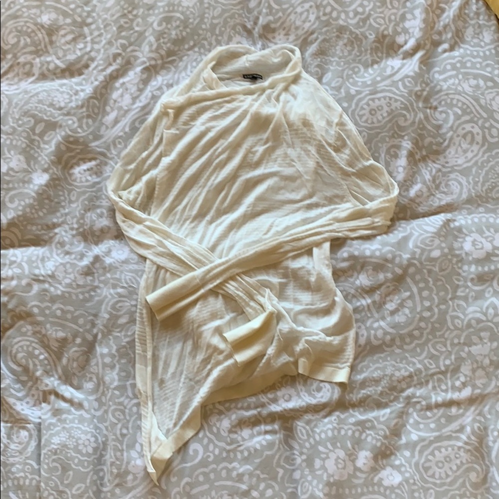 Express Shaw/Wrap off-White